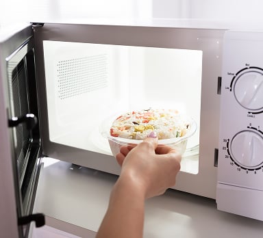 食事と見守りで、安心して暮らせる毎日を。