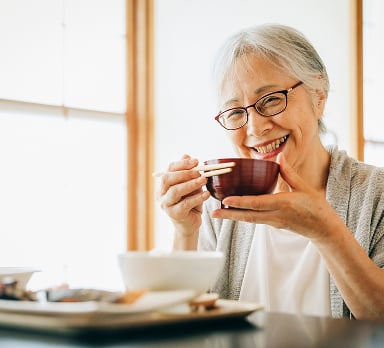 食事と見守りで、安心して暮らせる毎日を。