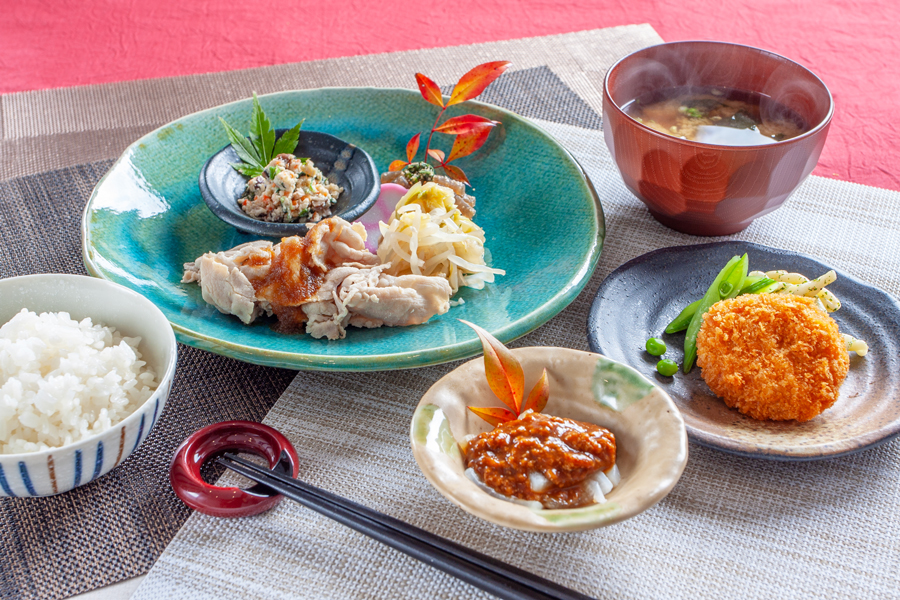 Wメインディッシュのボリューム弁当